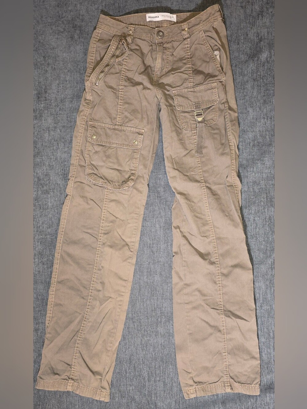 Bershka Utility Cargo Pants Straight Leg Olive Khaki Green US 02 XS